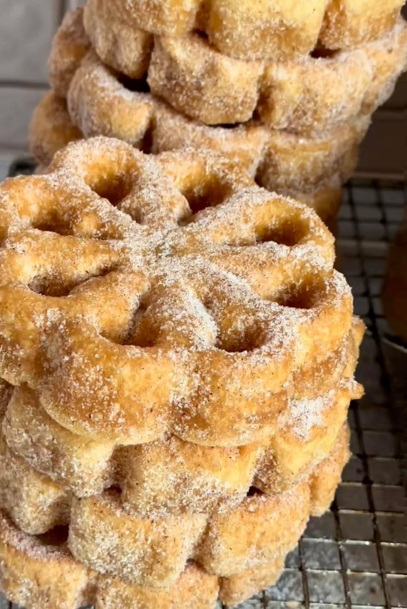 Molde Tradicional Flor Ancha para Buñuelos de Viento
