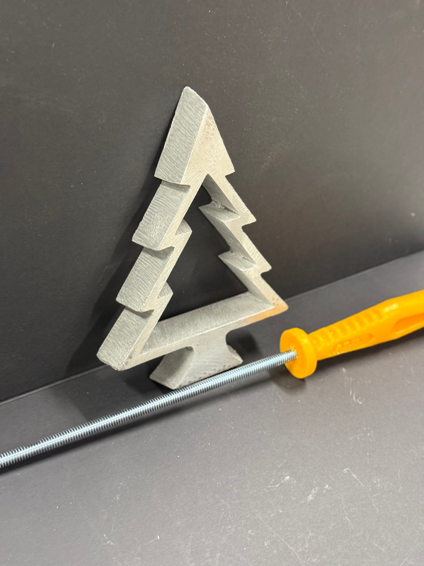 Molde Pino Navideñom para Buñuelos de Viento. – Aluminio con Mango de Plástico