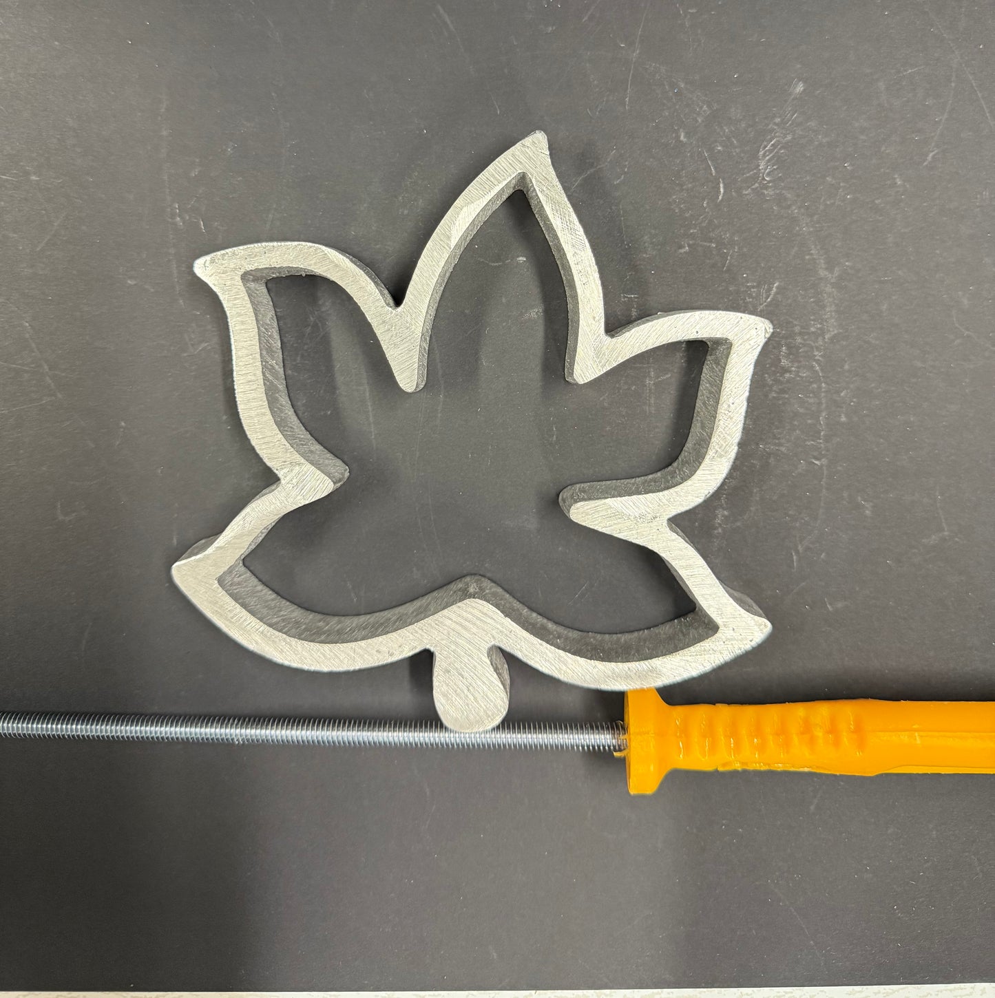 Molde Hoja de Otoño – Aluminio de Alta Calidad para Buñuelos de Viento