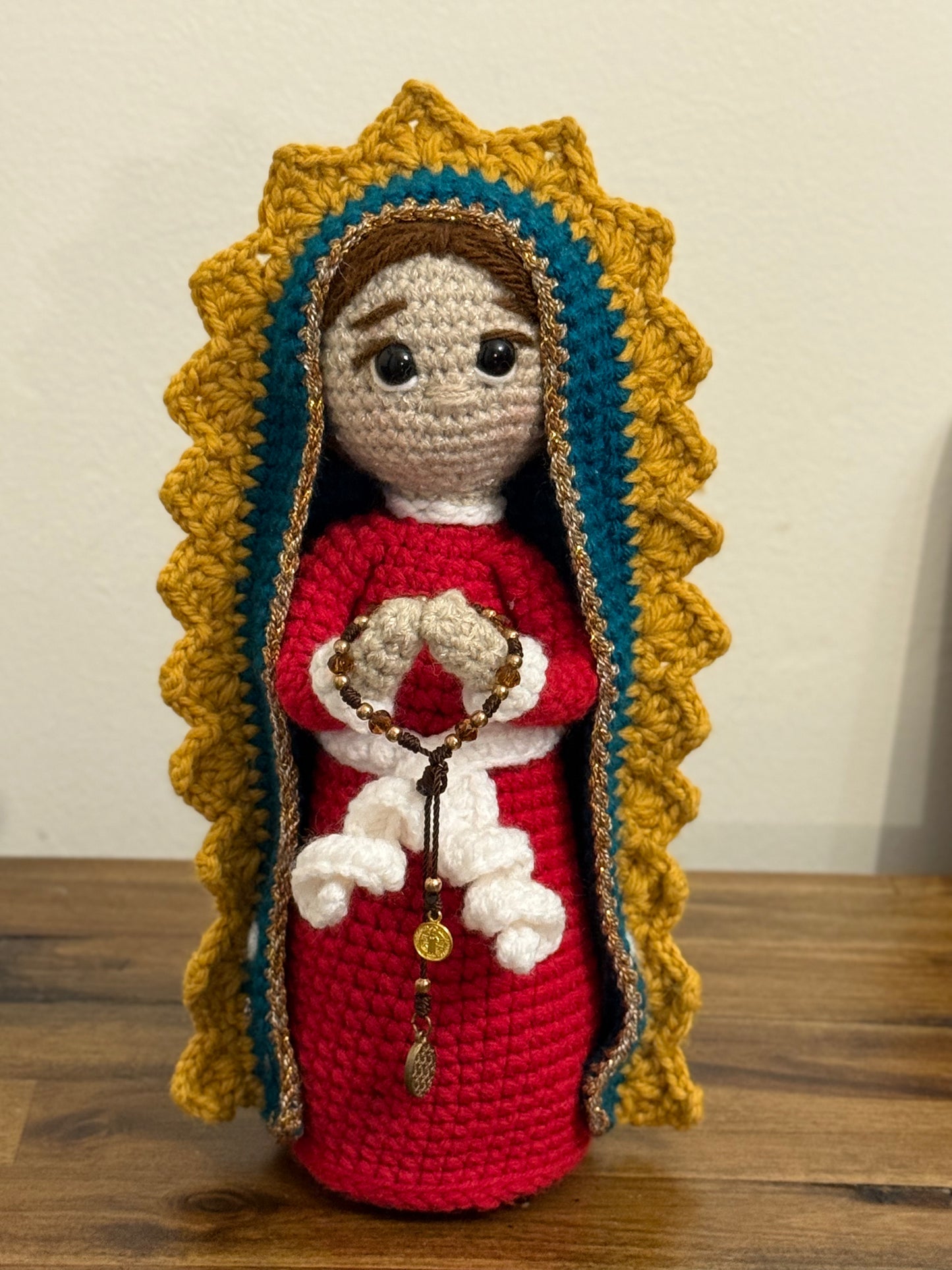Virgen de Guadalupe en Crochet – Hecha a Mano