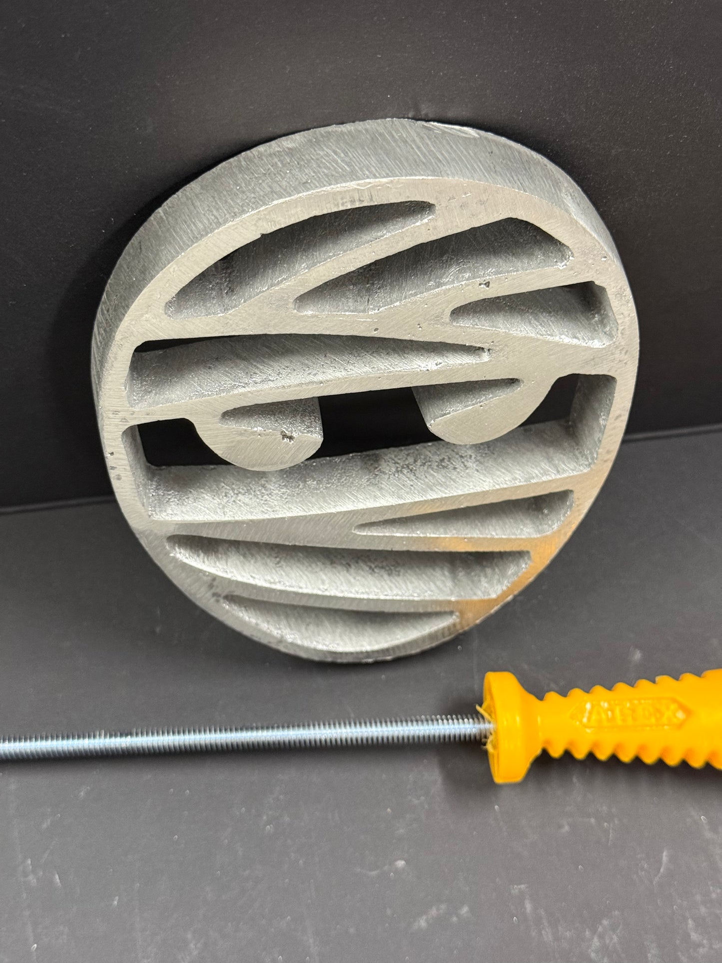 Molde Momia 👻 Halloween – Aluminio con Mango de Plástico Desmontable