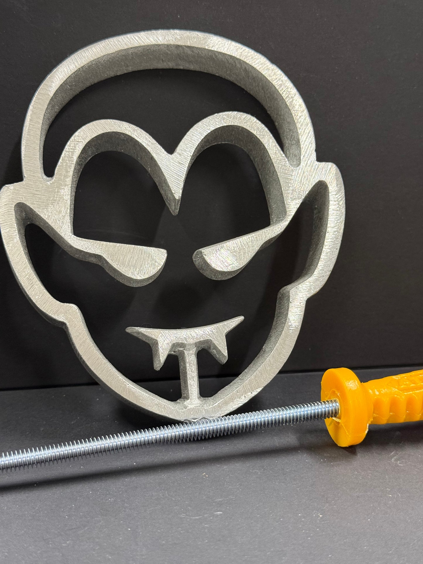 Molde Drácula 🦇 Halloween – Aluminio con Mango de Plástico Desmontable